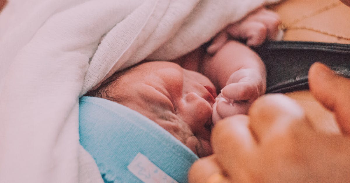 découvrez l'importance de l'allaitement, ses bienfaits pour la santé des bébés et des mamans, ainsi que des conseils pratiques pour une expérience d'allaitement réussie.