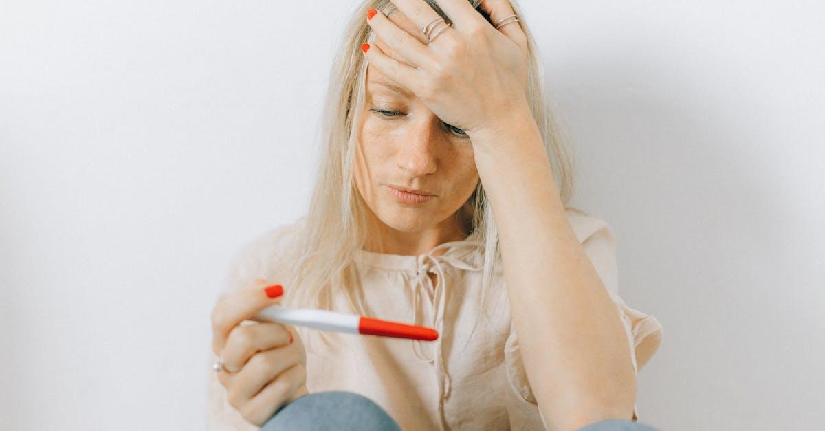 découvrez tout ce que vous devez savoir sur les tests de grossesse : comment ils fonctionnent, quand les utiliser et leur fiabilité. informez-vous sur les différentes méthodes de détection de la grossesse pour anticiper ce grand moment de votre vie.