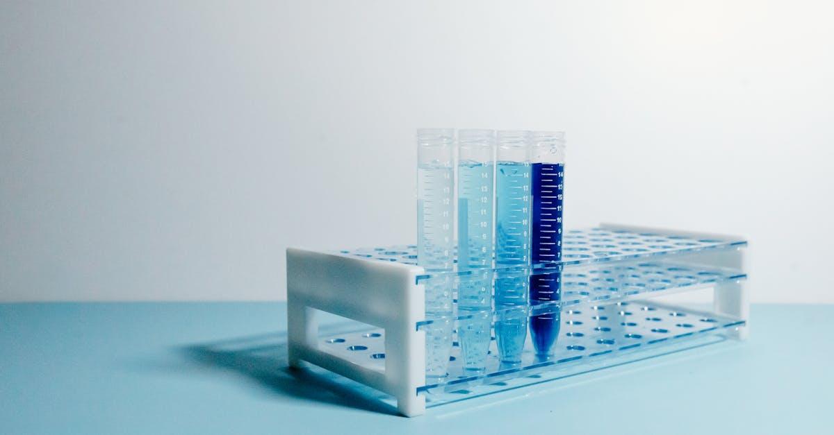 le test d'apgar est une évaluation rapide de l'état de santé d'un nouveau-né réalisée dans les minutes suivant la naissance. découvrez son importance, ses critères d'évaluation et son rôle crucial dans la prise en charge des bébés à la naissance.