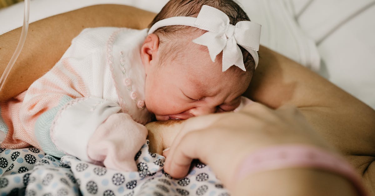 découvrez les bienfaits de l'allaitement : conseils pratiques, techniques d'allaitement, et soutien pour les nouvelles mamans. apprenez à surmonter les défis de l'allaitement tout en renforçant le lien avec votre bébé.