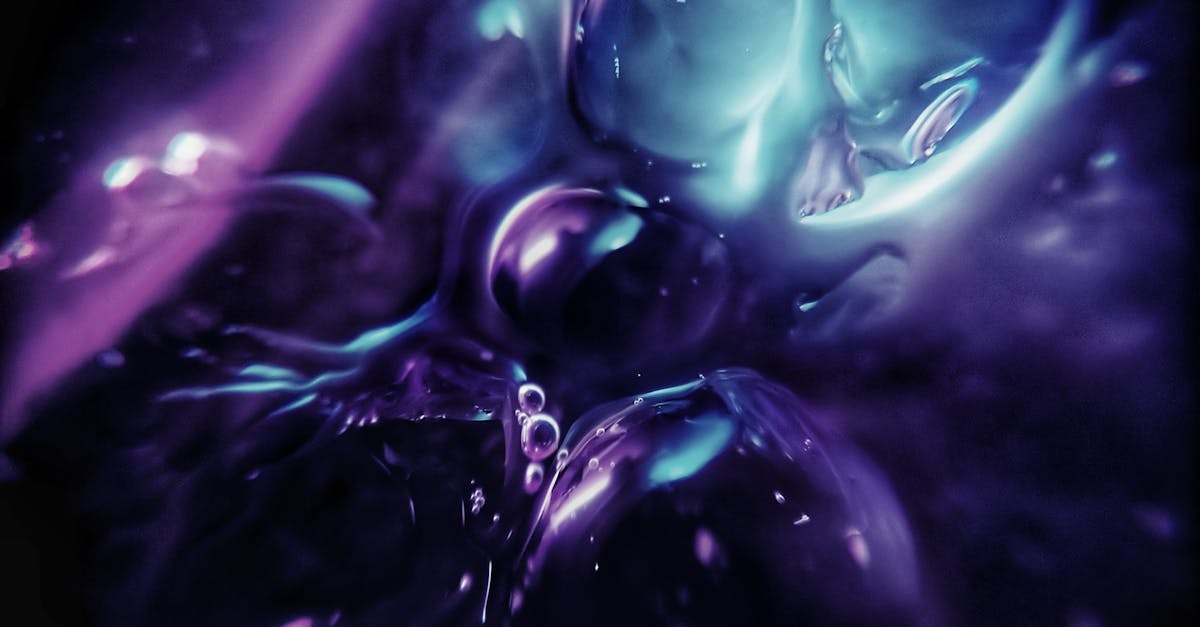 découvrez l'univers fascinant des bulles : jouez, créez et explorez différentes techniques pour réaliser des bulles géantes, des astuces pour des soirées amusantes et des activités ludiques pour toute la famille.