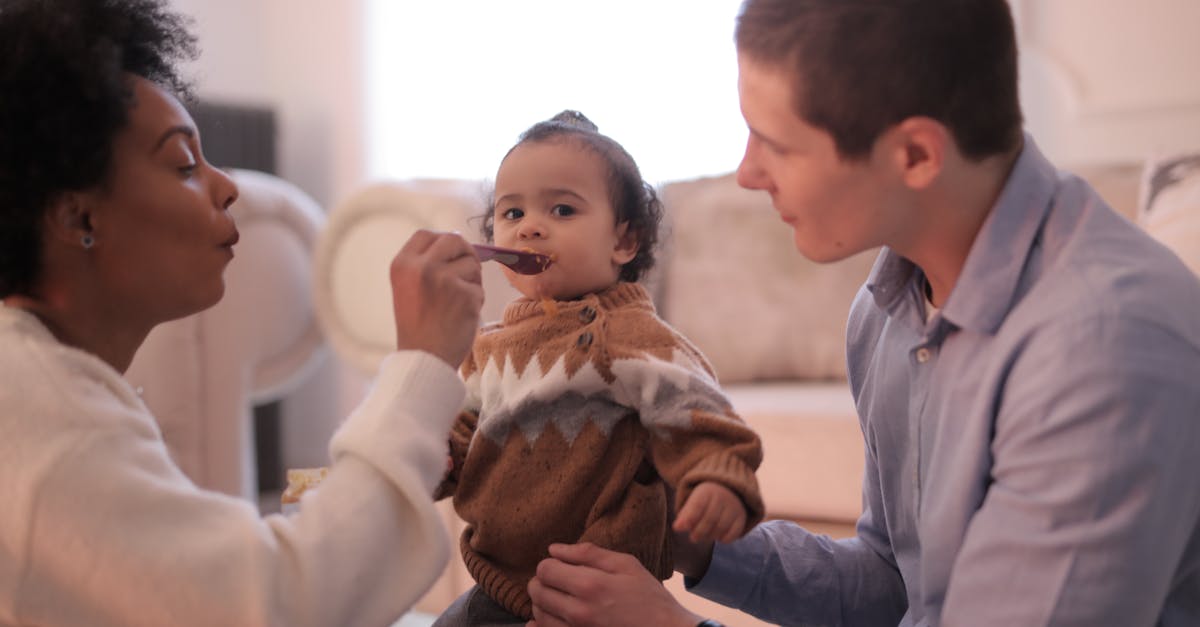 découvrez comment le co-parenting peut transformer la parentalité partagée. apprenez des conseils pratiques pour une communication efficace, le bien-être des enfants et l'harmonie entre les parents, afin de construire une relation équilibrée et respectueuse pour le bien-être de toute la famille.