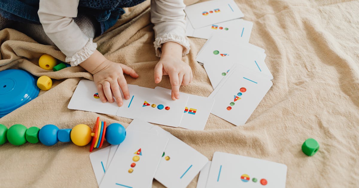découvrez des jeux amusants et interactifs pour apprendre les couleurs ! parfait pour les enfants, ces activités ludiques les aideront à maîtriser les couleurs tout en s'amusant. idéal pour l'éducation précoce !