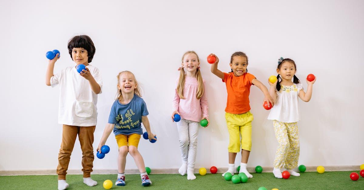 découvrez notre sélection de jeux de groupe captivants et amusants, parfaits pour animer vos soirées entre amis ou en famille. que vous soyez en intérieur ou en extérieur, trouvez le jeu idéal pour rassembler tous les participants et créer des souvenirs inoubliables.