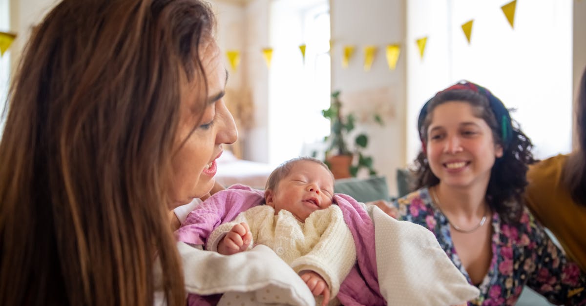 découvrez notre gamme dédiée aux nourrissons : conseils, produits essentiels, et informations sur le développement des bébés pour aider les jeunes parents à accompagner leurs tout-petits dans les meilleures conditions.