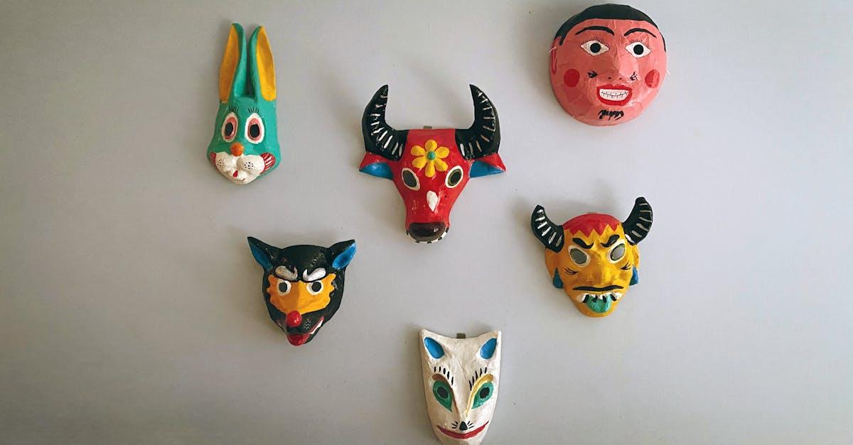 découvrez l'univers créatif du papier mâché : une technique artistique polyvalente pour réaliser des sculptures, objets décoratifs et projets d'artisanat. apprenez les bases, les astuces et les inspirations pour donner vie à vos idées grâce à cette matière recyclable et accessible.