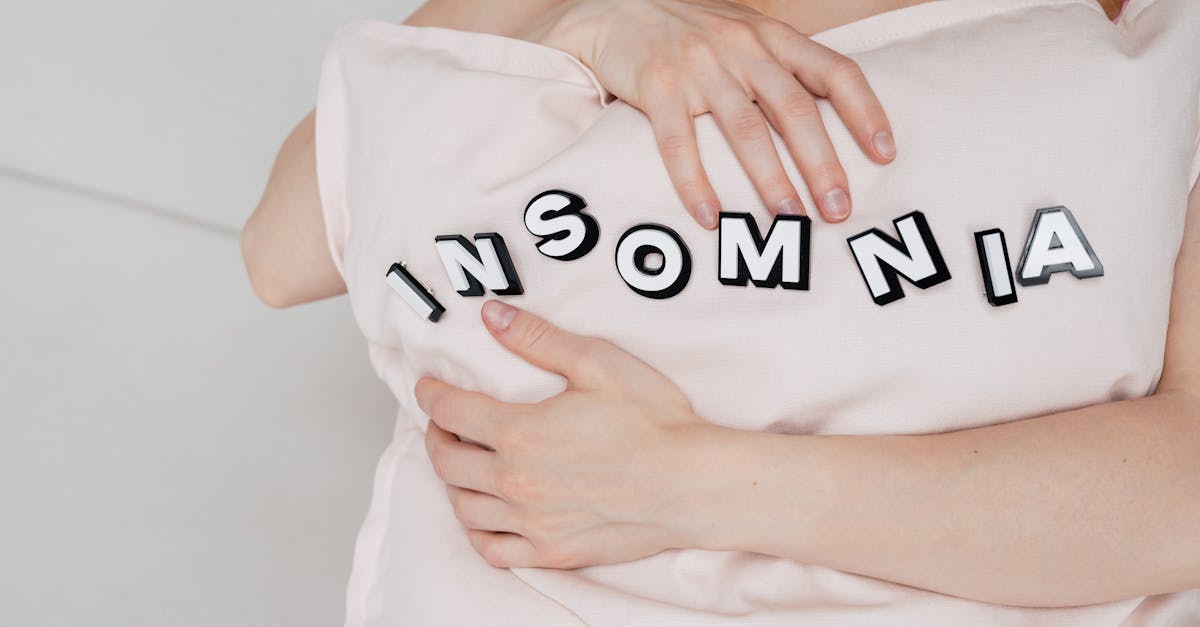 découvrez les différents troubles du sommeil, leurs causes et leurs traitements. améliorez votre qualité de vie en apprenant à reconnaître et à gérer les problèmes de sommeil grâce à nos conseils et ressources spécialisées.