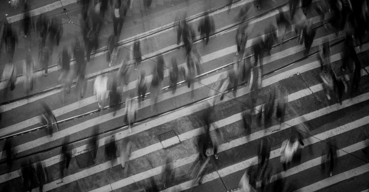 découvrez les bienfaits de la marche, une activité simple et accessible à tous. explorez des conseils pratiques pour intégrer la marche dans votre quotidien et améliorer votre bien-être physique et mental.