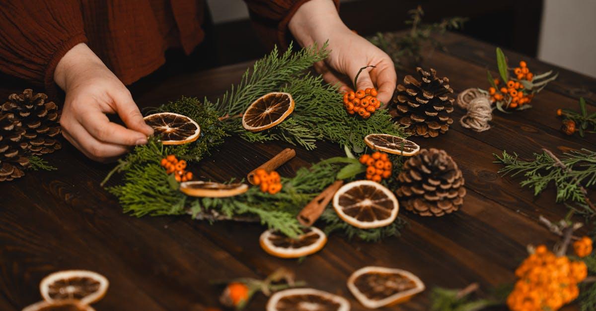 découvrez nos idées créatives de bricolages avec les feuilles d'automne ! transformez les couleurs éclatantes de la saison en magnifiques créations artistiques pour petits et grands. inspirez-vous et amusez-vous avec ces activités ludiques et faciles à réaliser !