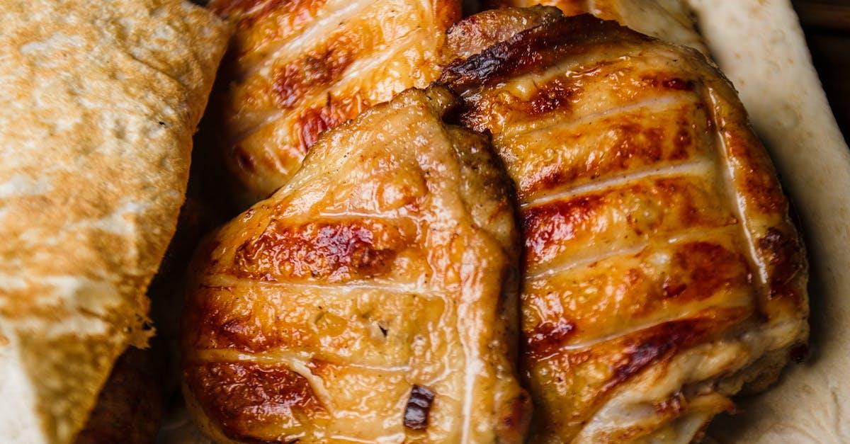 découvrez une délicieuse recette de poulet aux noix de cajou, alliant tendreté du poulet et croquant des noix dans une sauce savoureuse. idéale pour un repas rapide et gourmand, cette recette asiatique classique ravira les papilles de toute la famille.