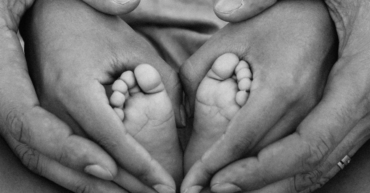 découvrez des conseils essentiels sur les soins génitaux pour maintenir une hygiène optimale et prévenir les problèmes de santé. apprenez des pratiques sûres et efficaces pour prendre soin de votre intimité avec confiance.