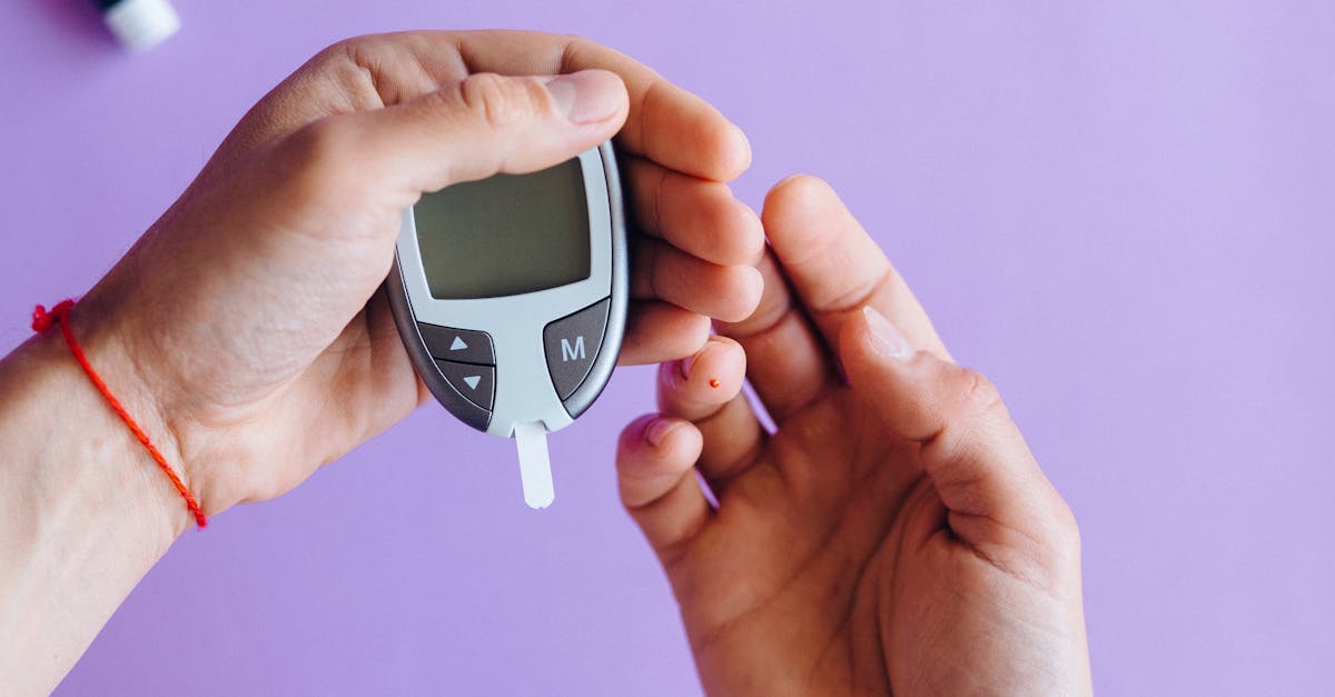 découvrez tout ce que vous devez savoir sur la glycémie, son rôle dans le corps, les facteurs influençant son niveau et les meilleures pratiques pour maintenir un équilibre sain. apprenez à gérer votre santé au quotidien grâce à nos conseils sur l'alimentation, l'exercice et le suivi médical.