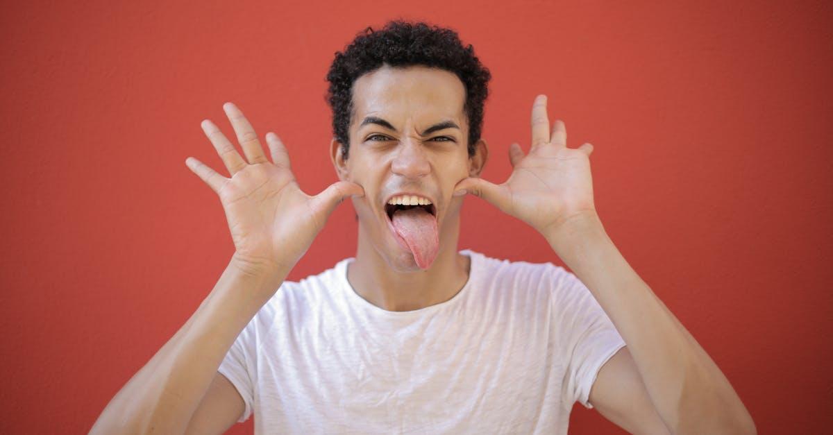 découvrez tout ce qu'il faut savoir sur les coliques : causes, symptômes, traitements et conseils pour soulager cette douleur abdominale fréquente. informez-vous sur les meilleures pratiques pour prévenir et gérer les coliques chez les nourrissons et les adultes.