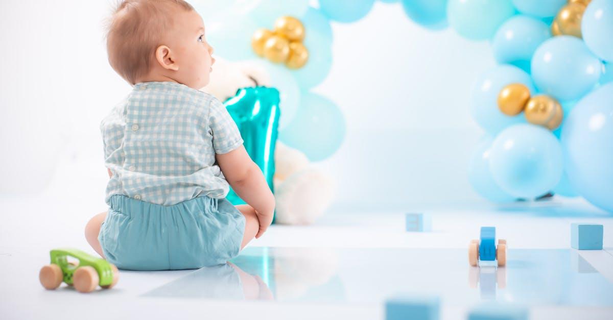 célébrez le premier anniversaire de votre enfant avec une fête inoubliable ! découvrez des idées de thèmes, de décorations et d'activités pour émerveiller petits et grands. transformez cette journée spéciale en un souvenir mémorable !