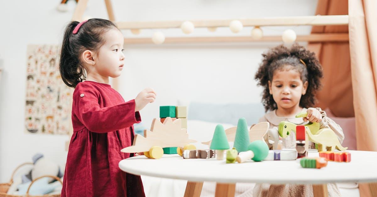 découvrez un monde d'apprentissage et de découverte pour les tout-petits avec notre programme préscolaire. offrez à votre enfant une base solide pour son avenir à travers des activités ludiques et éducatives adaptées à son développement.