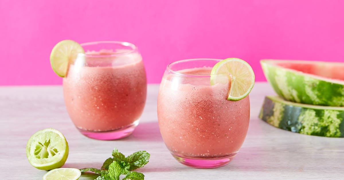 découvrez les incroyables bienfaits de la pastèque pour votre santé. riche en eau et en nutriments, ce fruit rafraîchissant est idéal pour l'hydratation, la digestion et la protection cardiaque. apprenez comment intégrer la pastèque dans votre alimentation pour profiter de ses vertus nutritives.