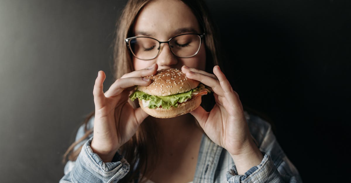 découvrez nos conseils et astuces pour une prise de poids saine et durable. apprenez à augmenter votre masse musculaire et à choisir les bons aliments pour atteindre vos objectifs de gain de poids.