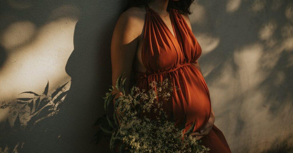 découvrez le phénomène de la grossesse psychologique, une condition qui peut affecter les femmes désirant un enfant. explorez les symptômes, les causes et les implications émotionnelles de ce type de grossesse. informez-vous sur les solutions et le soutien disponible pour celles qui en souffrent.