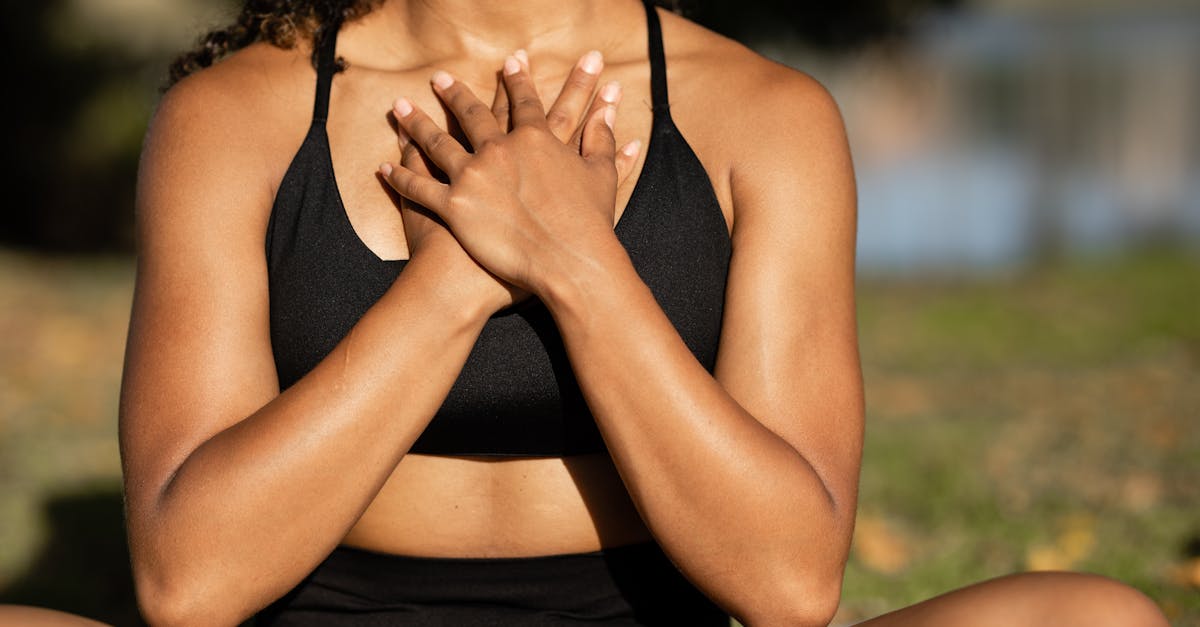 découvrez le mouvement de la body positivity qui célèbre la diversité des corps et encourage l'acceptation de soi. apprenez à embrasser votre image corporelle, à lutter contre les normes de beauté restrictives et à promouvoir une santé mentale positive dans un monde souvent axé sur l'apparence.
