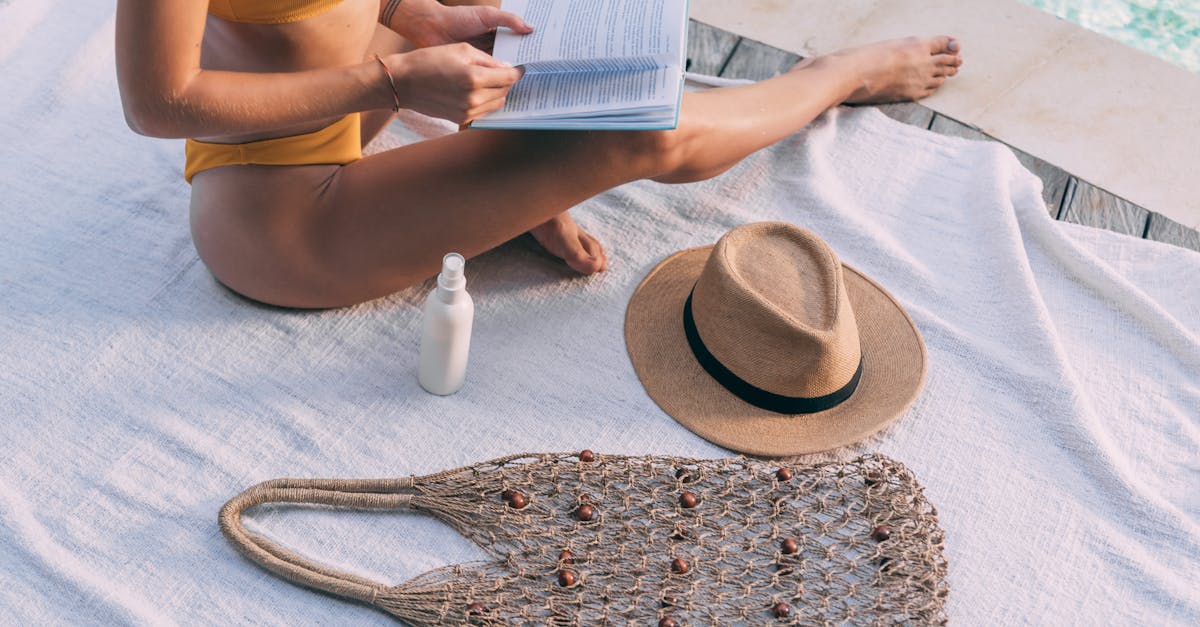 découvrez notre gamme de crèmes solaires essentielles pour protéger votre peau contre les rayons uv. apprenez à choisir le meilleur écran solaire adapté à votre type de peau et profitez du soleil en toute sécurité tout en préservant l'hydratation et la santé de votre épiderme.
