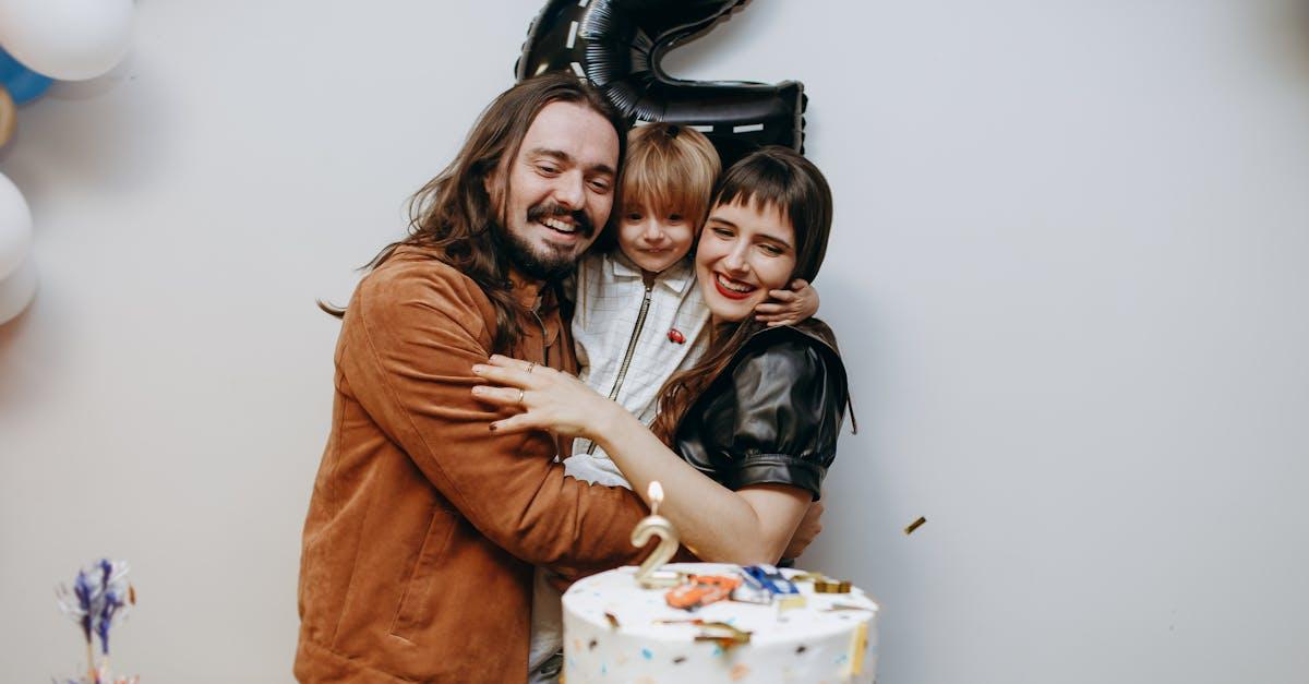 découvrez les qualités d'un bon père : amour, soutien et engagement. apprenez à renforcer les liens familiaux et à jouer un rôle actif dans la vie de vos enfants.