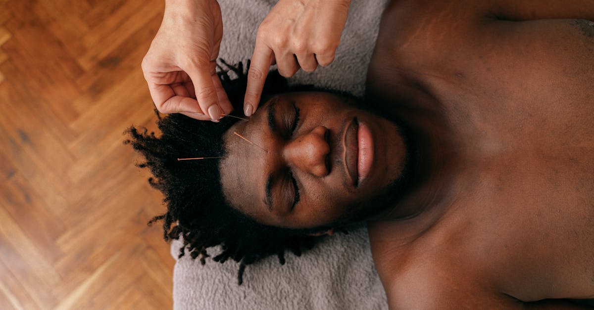 découvrez les bienfaits de l'acupuncture pour votre santé et votre bien-être. cette pratique millénaire, issue de la médecine traditionnelle chinoise, aide à soulager le stress, l'anxiété, la douleur et bien d'autres maux. apprenez comment elle peut améliorer votre qualité de vie.