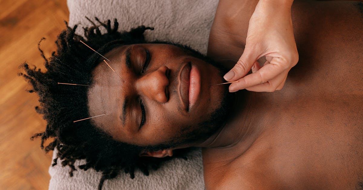 découvrez les bienfaits de l'acupuncture, une pratique millénaire issue de la médecine traditionnelle chinoise. apprenez comment cette méthode naturelle peut soulager la douleur, réduire le stress et améliorer votre bien-être général.