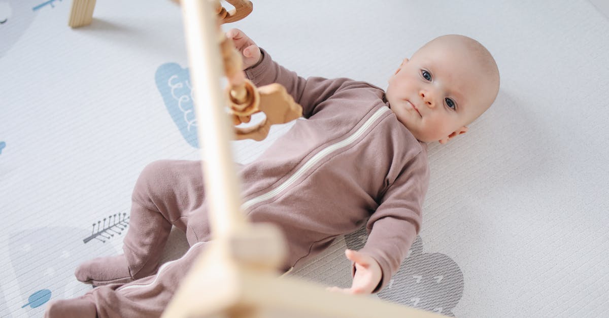 découvrez les étapes essentielles du développement de votre bébé, des premiers mois aux premiers pas. apprenez comment stimuler son éveil, favoriser son bien-être et soutenir son apprentissage tout au long de sa croissance.