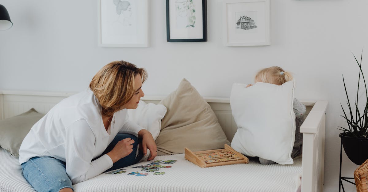 découvrez des conseils et des stratégies pour comprendre et améliorer le comportement des enfants. apprenez à gérer les défis du quotidien et à favoriser un développement harmonieux à travers des approches adaptées.
