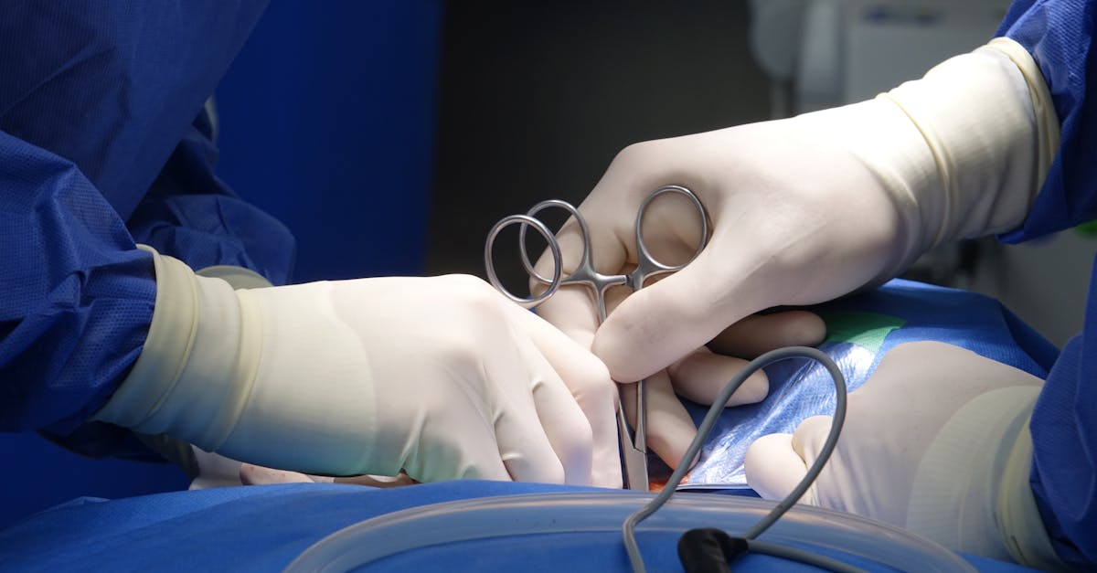 découvrez tout sur l'épidurale : son fonctionnement, ses avantages, ses risques et son rôle crucial dans la gestion de la douleur lors de l'accouchement. informez-vous pour un choix éclairé.