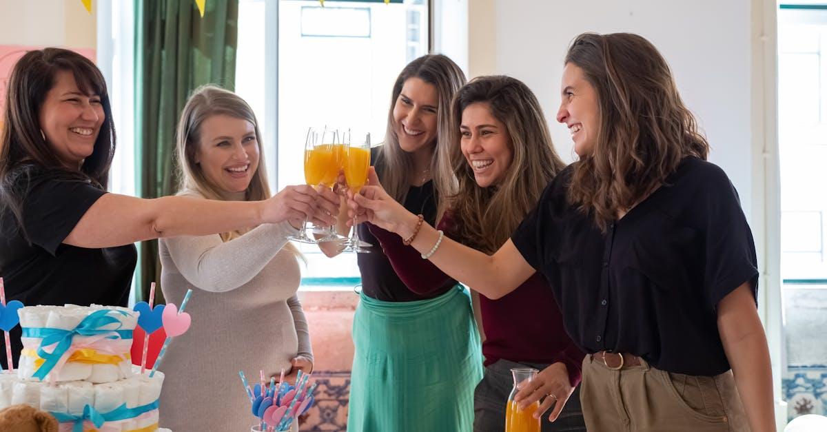 découvrez l'art de créer des gâteaux de couches magnifiques et originaux pour célébrer l'arrivée d'un bébé. idéal pour les baby showers, nos astuces et conseils vous guideront pour réaliser une création unique qui émerveillera les futurs parents.