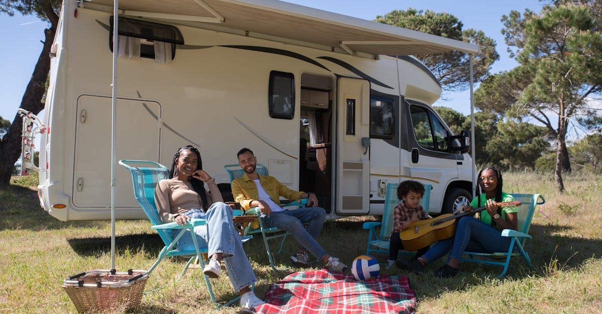 découvrez le plaisir du camping en famille avec des aventures en plein air, des activités divertissantes et des moments inoubliables à partager. profitez de la nature tout en créant des souvenirs précieux ensemble.