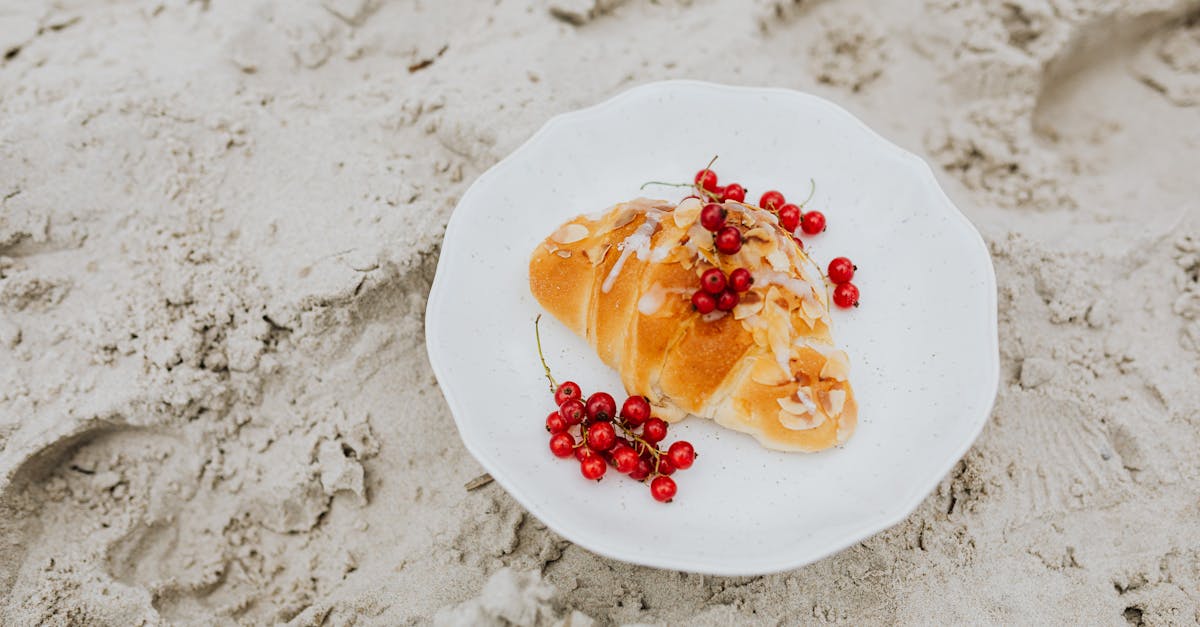 découvrez des recettes de sable fait maison faciles et amusantes pour les enfants. fabriquez du sable coloré, de la pâte à modeler ou du sable cinétique avec des ingrédients simples trouvés dans votre cuisine. stimulez la créativité et l'imagination de vos petits tout en leur proposant des activités ludiques et éducatives.