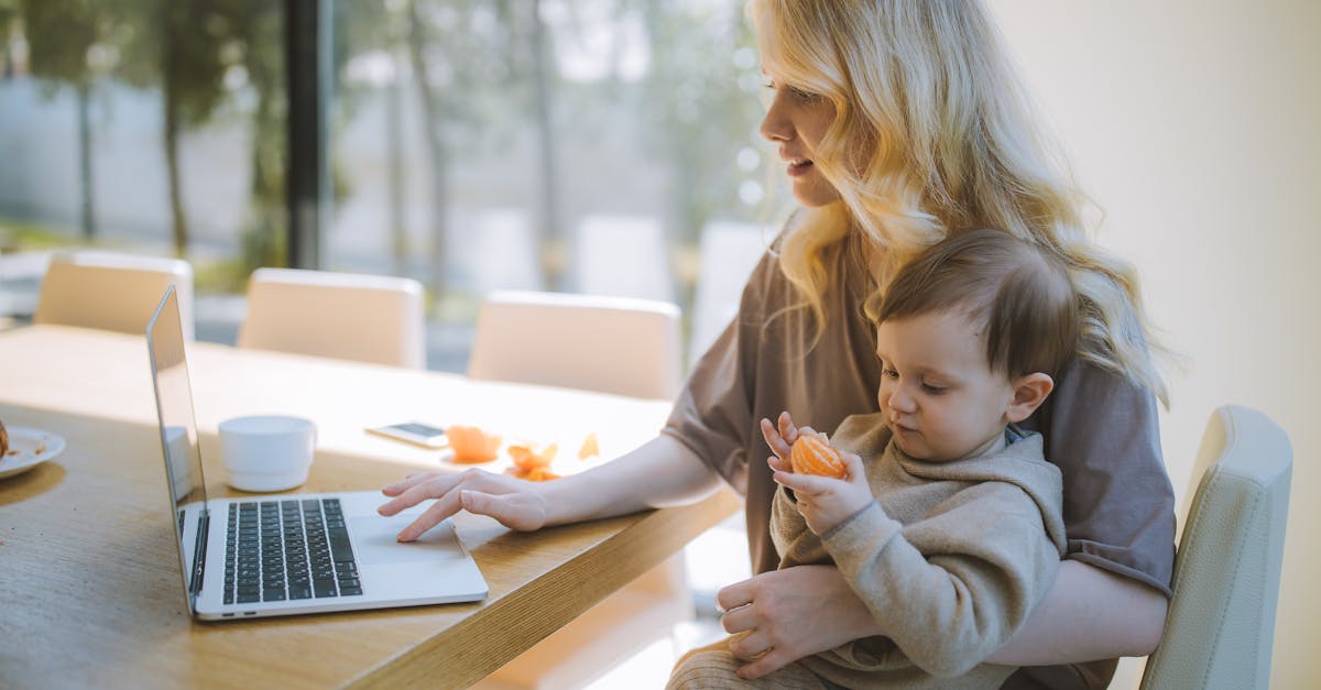 découvrez les joies et les défis de la parentalité avec notre guide complet sur le thème de la paternité et de la maternité. explorez des conseils pratiques, des astuces et des ressources pour élever vos enfants dans un environnement aimant et épanouissant.