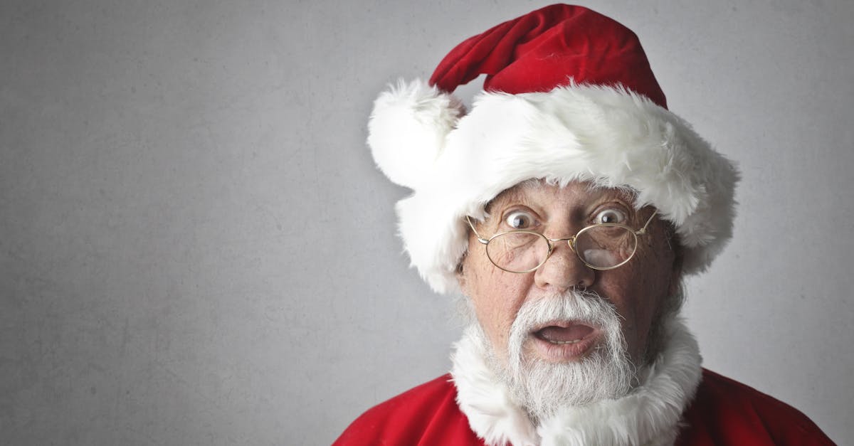 découvrez l'univers magique du père noël, une figure emblématique des fêtes de fin d'année, symbolisant la générosité, la joie et l'esprit de noël. plongez dans ses légendes, ses traditions et ses aventures en cette saison festive.