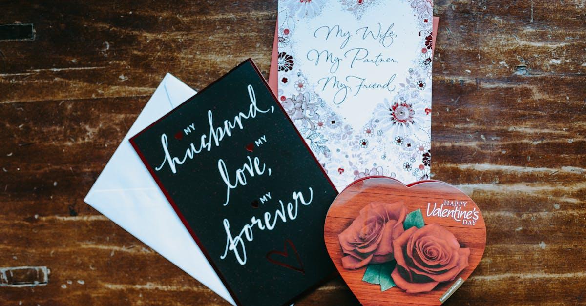 découvrez notre sélection de cartes de saint-valentin uniques et touchantes pour exprimer vos sentiments. que ce soit pour un message romantique ou amical, trouvez la carte parfaite pour célébrer l'amour en toute occasion.