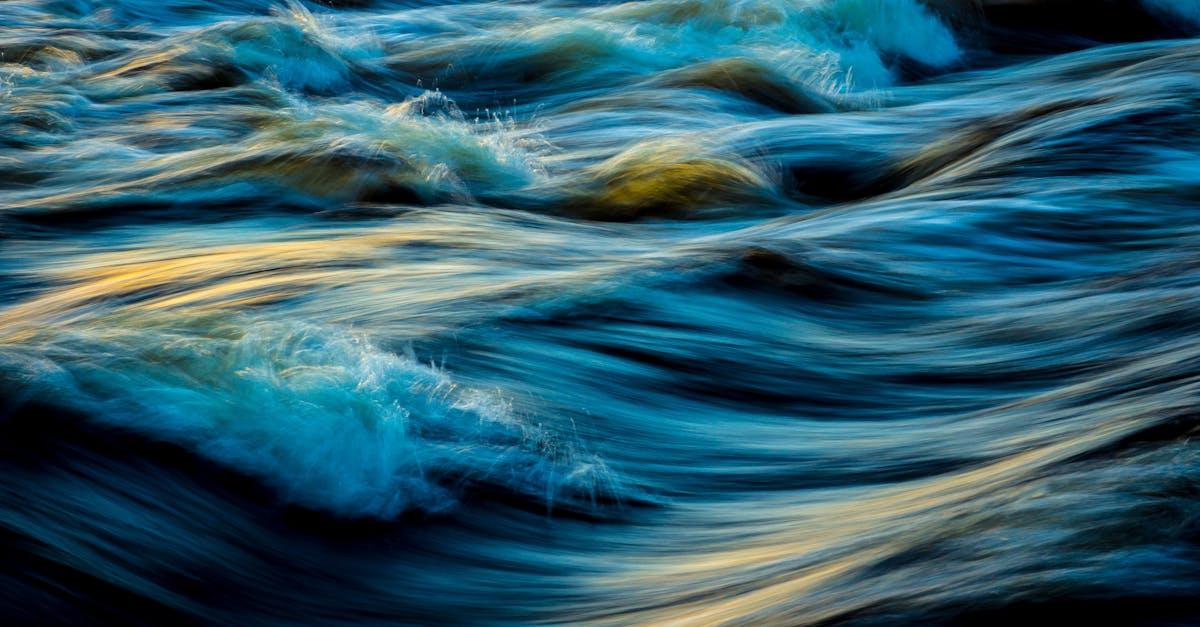 découvrez le rôle essentiel du liquide amniotique pendant la grossesse, ses fonctions de protection et de soutien au développement du fœtus, ainsi que les implications d'une anomalie du liquide amniotique.
