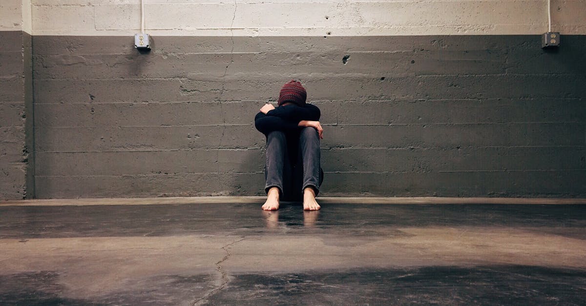 découvrez des conseils et des stratégies efficaces pour comprendre et gérer l'anxiété. apprenez à reconnaître ses symptômes, à trouver des techniques de relaxation et à améliorer votre bien-être mental.