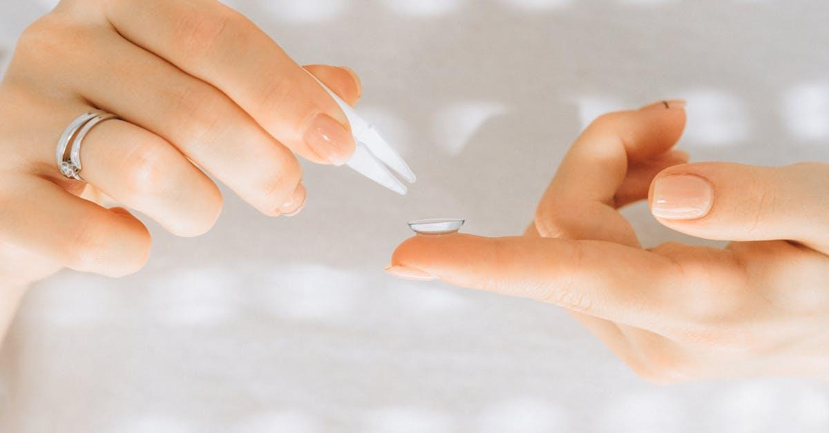 découvrez des conseils essentiels pour préserver la santé de vos yeux. apprenez comment adopter de bonnes habitudes, choisir les bons aliments, et prévenir les maladies oculaires pour une vision claire et durable.