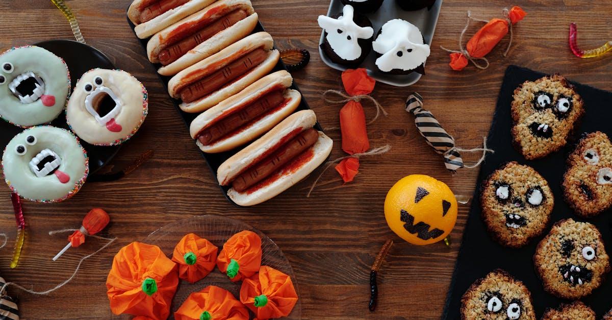 découvrez des recettes de desserts d'halloween délicieusement effrayants et créatifs pour éblouir vos invités. des gâteaux fantômes aux cupcakes citrouille, faites de votre fête un véritable festin sucré qui ravira petits et grands!