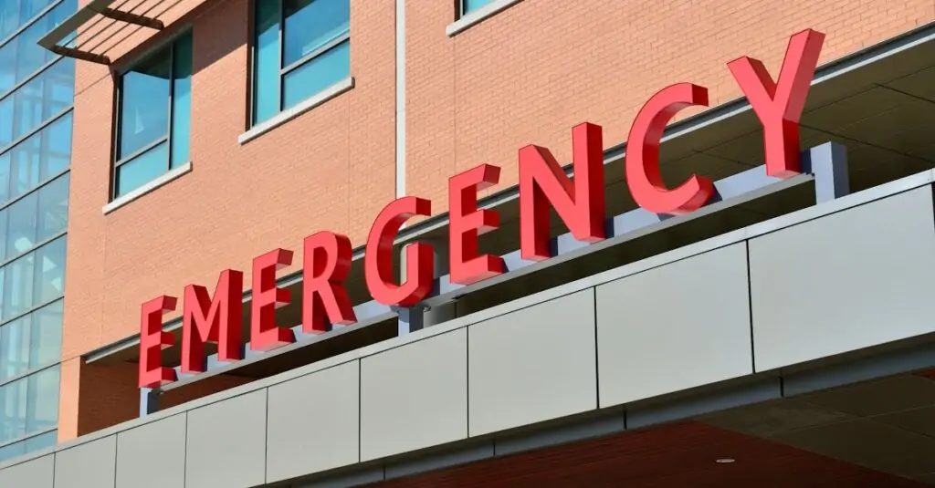 découvrez notre hôpital moderne, dédié à votre santé et bien-être. grâce à des soins de qualité, une équipe médicale expérimentée et des technologies de pointe, nous nous engageons à vous fournir une prise en charge optimale dans un environnement apaisant.