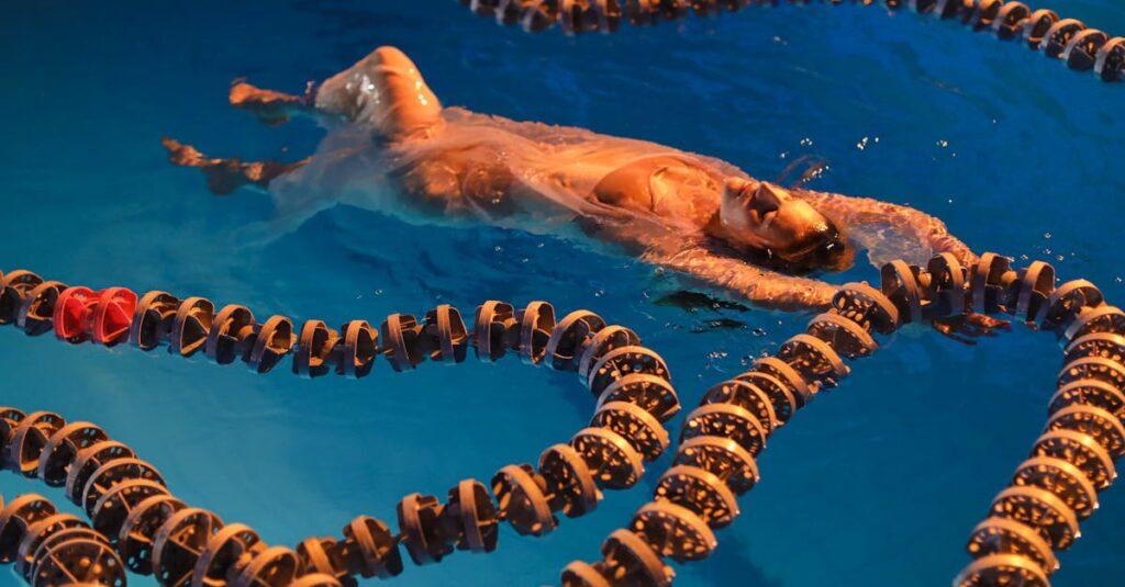 découvrez les meilleures pratiques pour garantir la sécurité autour de la piscine. apprenez à prévenir les accidents, à utiliser les équipements de sécurité et à établir des règles pour profiter de vos moments de baignade en toute sérénité.