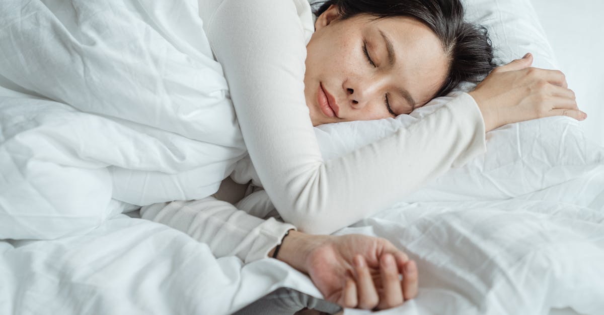 découvrez l'importance du sommeil pour votre bien-être quotidien. apprenez des astuces pour améliorer la qualité de votre sommeil et explorez les bienfaits d'une bonne nuit de repos sur votre santé physique et mentale.