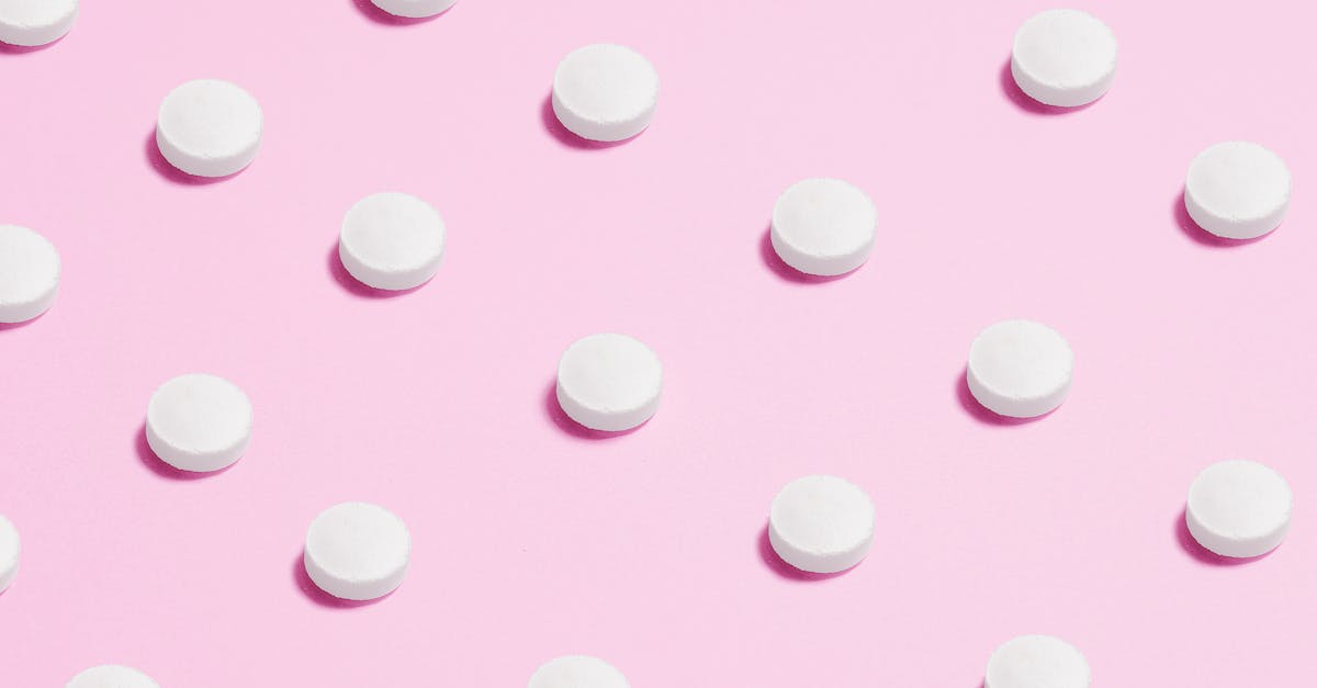 découvrez tout sur les vitamines : leurs bienfaits, sources naturelles et l'importance d'une alimentation équilibrée pour votre santé. apprenez à optimiser votre bien-être grâce aux vitamines essentielles.
