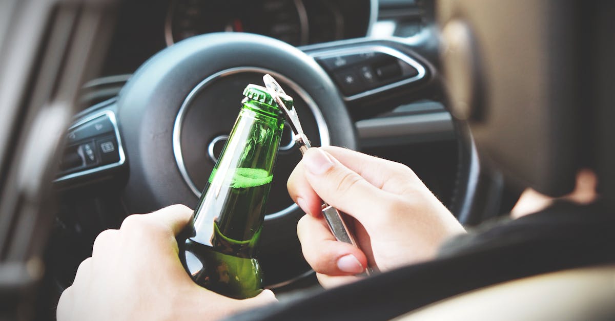 découvrez l'univers de l'alcool : des différentes variétés de boissons aux effets sur la santé, en passant par les conseils de consommation responsable. explorez les traditions, les mélanges savoureux et les tendances actuelles.