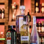 découvrez tout sur l'alcool : ses types, effets, recettes de cocktails et conseils pour une consommation responsable. informez-vous sur l'impact de l'alcool sur la santé et apprenez à l'intégrer de manière équilibrée dans votre vie.