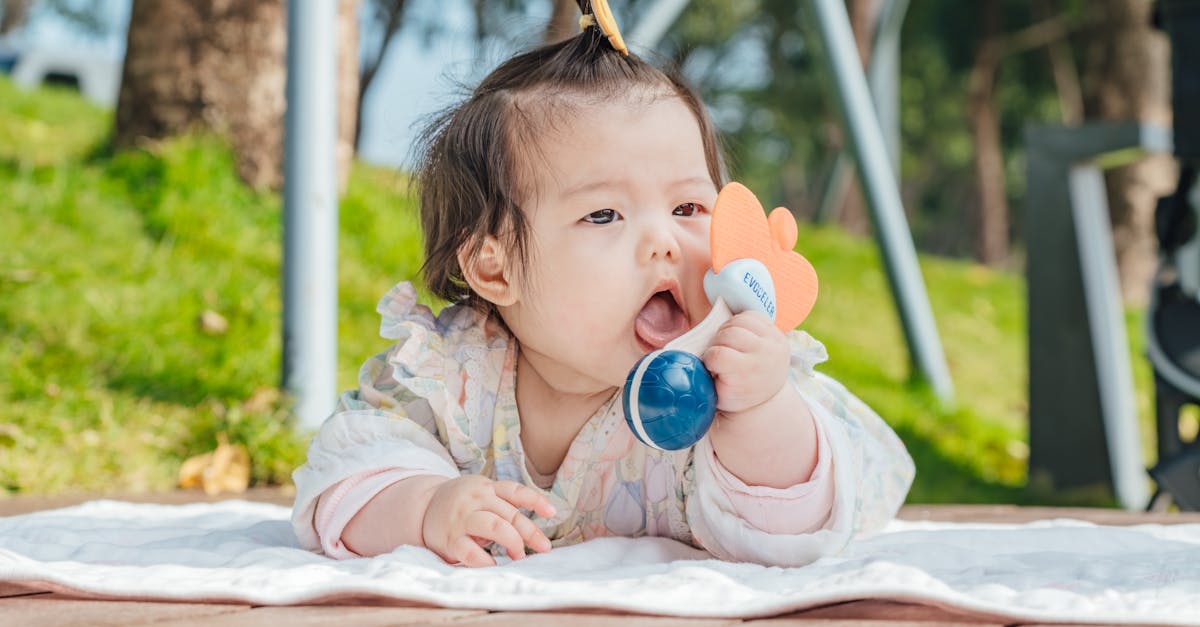découvrez une multitude d'activités ludiques et éducatives pour bébé. stimulez son développement tout en vous amusant avec des jeux adaptés à son âge. explorez des idées créatives pour passer des moments inoubliables ensemble!