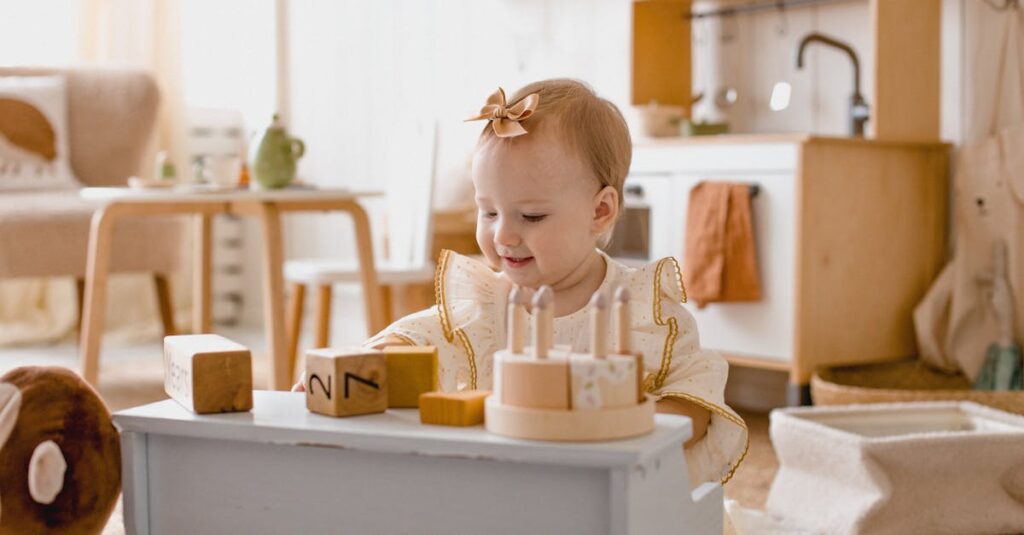 découvrez des activités stimulantes pour le développement de votre bébé. favorisez ses compétences motrices, cognitives et sociales grâce à des jeux adaptés à chaque étape de sa croissance. inspirez-vous d'idées ludiques et éducatives pour accompagner votre petit dans ses découvertes.