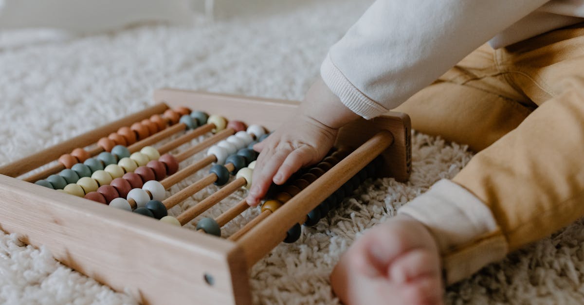 découvrez des activités stimulantes pour le développement de votre bébé. favorisez son éveil, sa motricité et son apprentissage avec des jeux adaptés à chaque étape de sa croissance. offrez-lui un environnement riche en découvertes et en interactions pour un développement harmonieux.