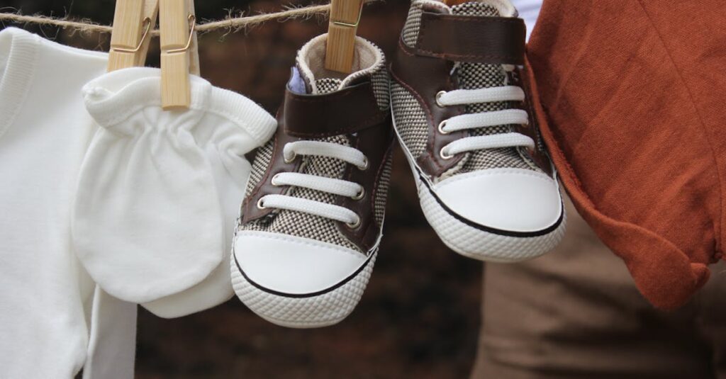 découvrez notre sélection de lessives pour bébé, spécialement formulées pour nettoyer en douceur les vêtements délicats de votre enfant. sans agents agressifs, hypoallergéniques et respectueuses de la peau, nos lessives garantissent une fraîcheur durable tout en protégeant la peau sensible de votre bébé. optez pour le meilleur avec nos produits de qualité.